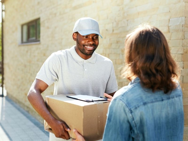 Dịch vụ chuyển phát nhanh Sài Gòn ship tại Quận 1 – Khác biệt từ chất lượng
