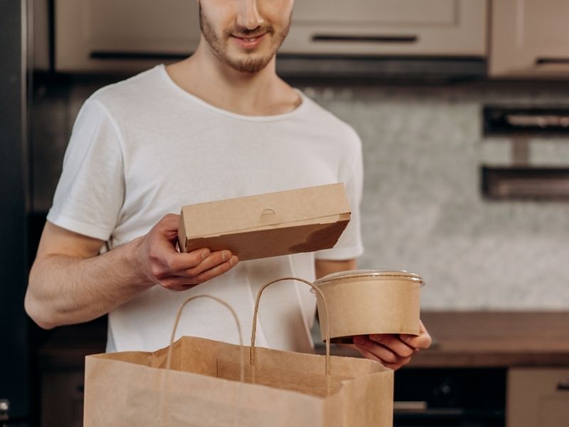Giải pháp giao hàng tiết kiệm, có thu hộ COD và hệ thống theo dõi dễ dùng