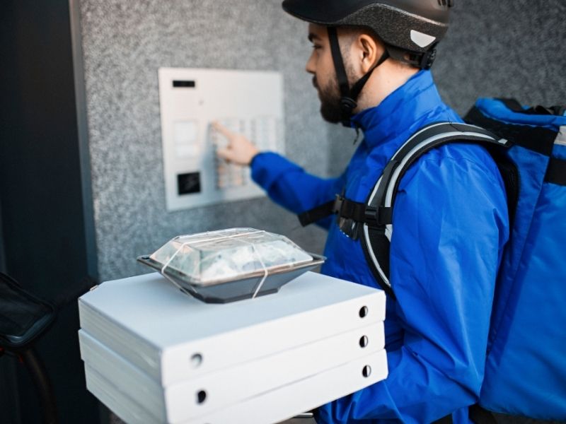 Nhu cầu sử dụng dịch vụ giao hàng tại Quận 7 ngày càng tăng cao