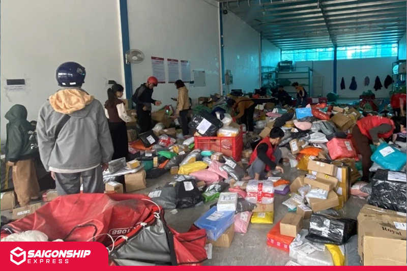Hình ảnh hoạt động giao hàng