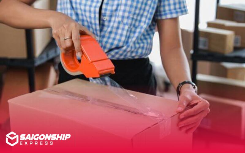 Đóng Gói Và Chuẩn Bị Hàng Hóa