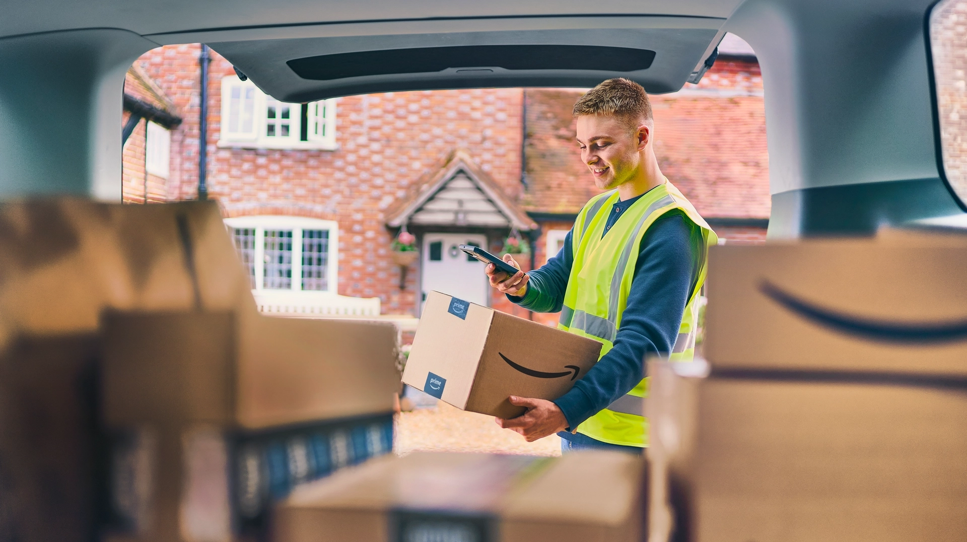 Dịch vụ giao hàng tại huyện Mê Linh, Hà Nội – Giải pháp giao nhận linh hoạt và uy tín từ Sài Gòn Ship