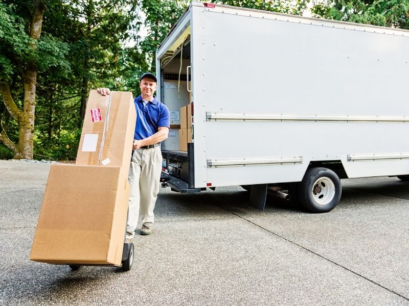 Vai trò của dịch vụ giao hàng tại huyện Hớn Quả trong phát triển kinh tế địa phương