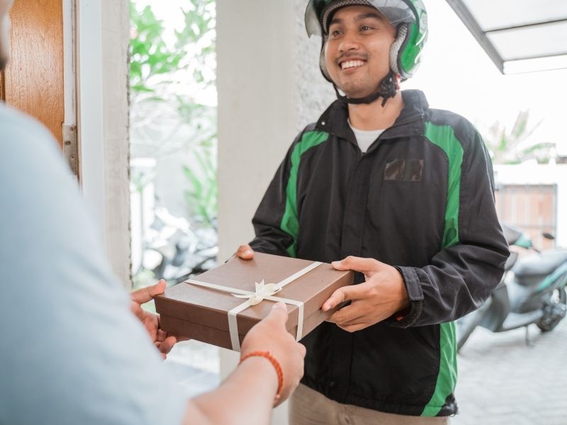 Nhu cầu phát triển dịch vụ giao hàng tại phường Long Phước