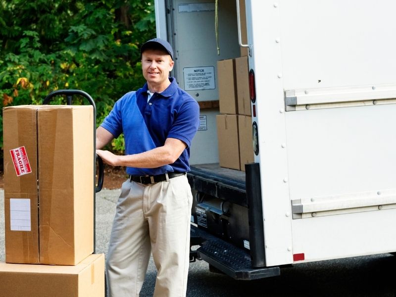 Sự khác biệt của dịch vụ giao hàng tại phường Phú Thịnh so với các khu vực khác