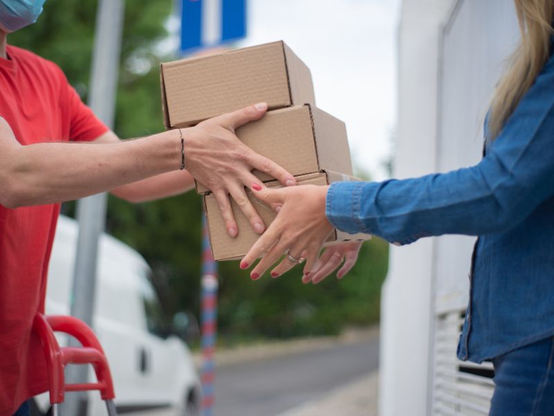 Cam kết và trách nhiệm xã hội
