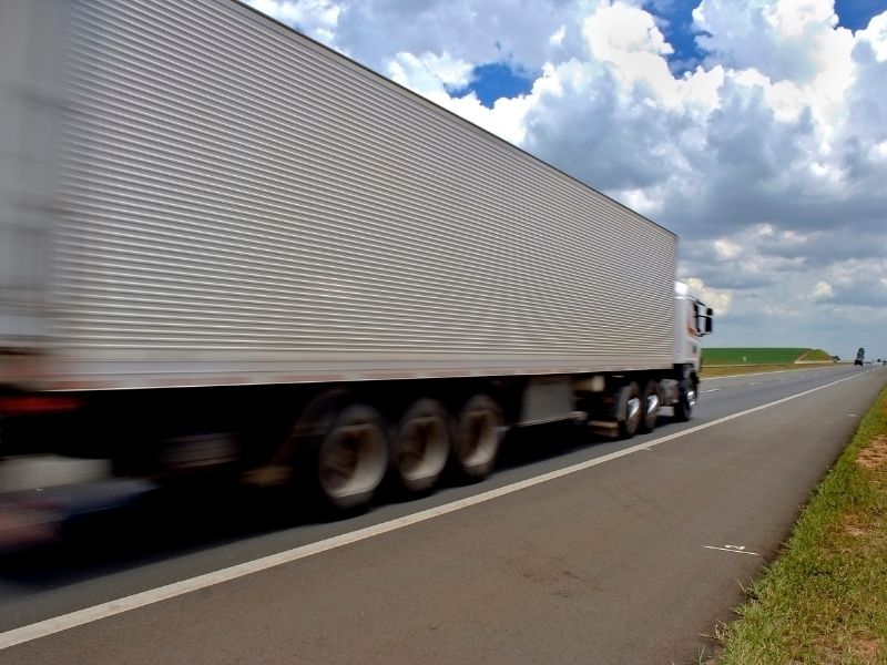 Nhu cầu sử dụng dịch vụ giao hàng tại xã Lộc Hưng ngày càng tăng